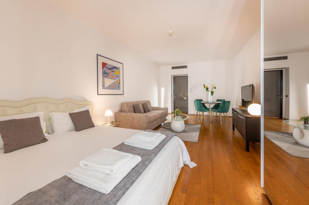 Milan Royal Suites - Centro Duomo מראה חיצוני תמונה