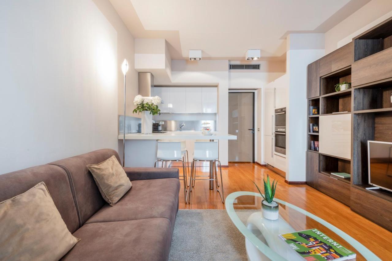 Milan Royal Suites - Centro Duomo מראה חיצוני תמונה