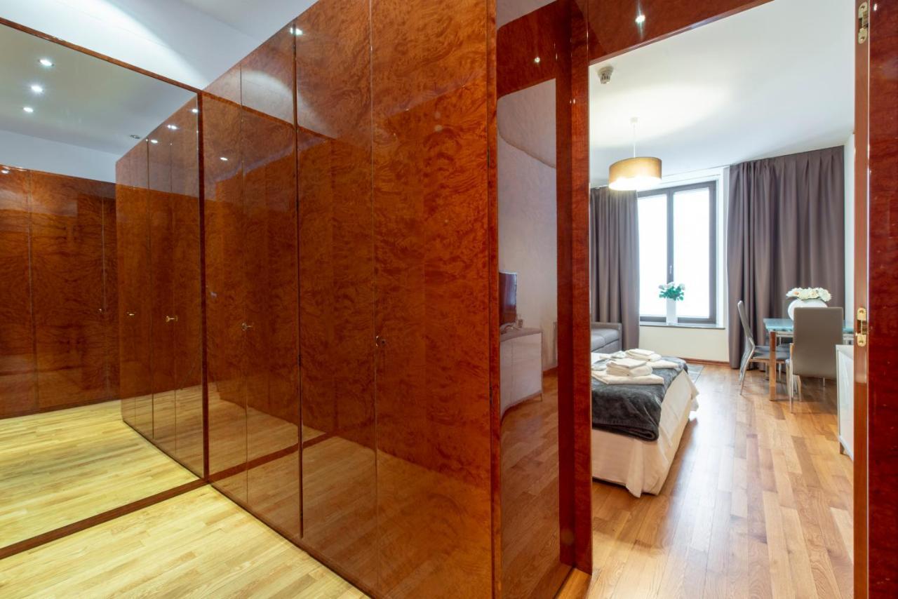 Milan Royal Suites - Centro Duomo מראה חיצוני תמונה