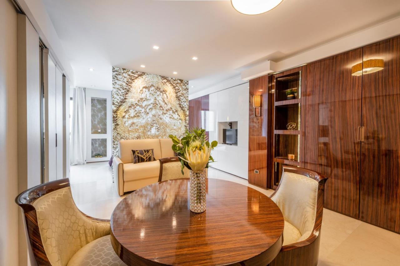 Milan Royal Suites - Centro Duomo מראה חיצוני תמונה