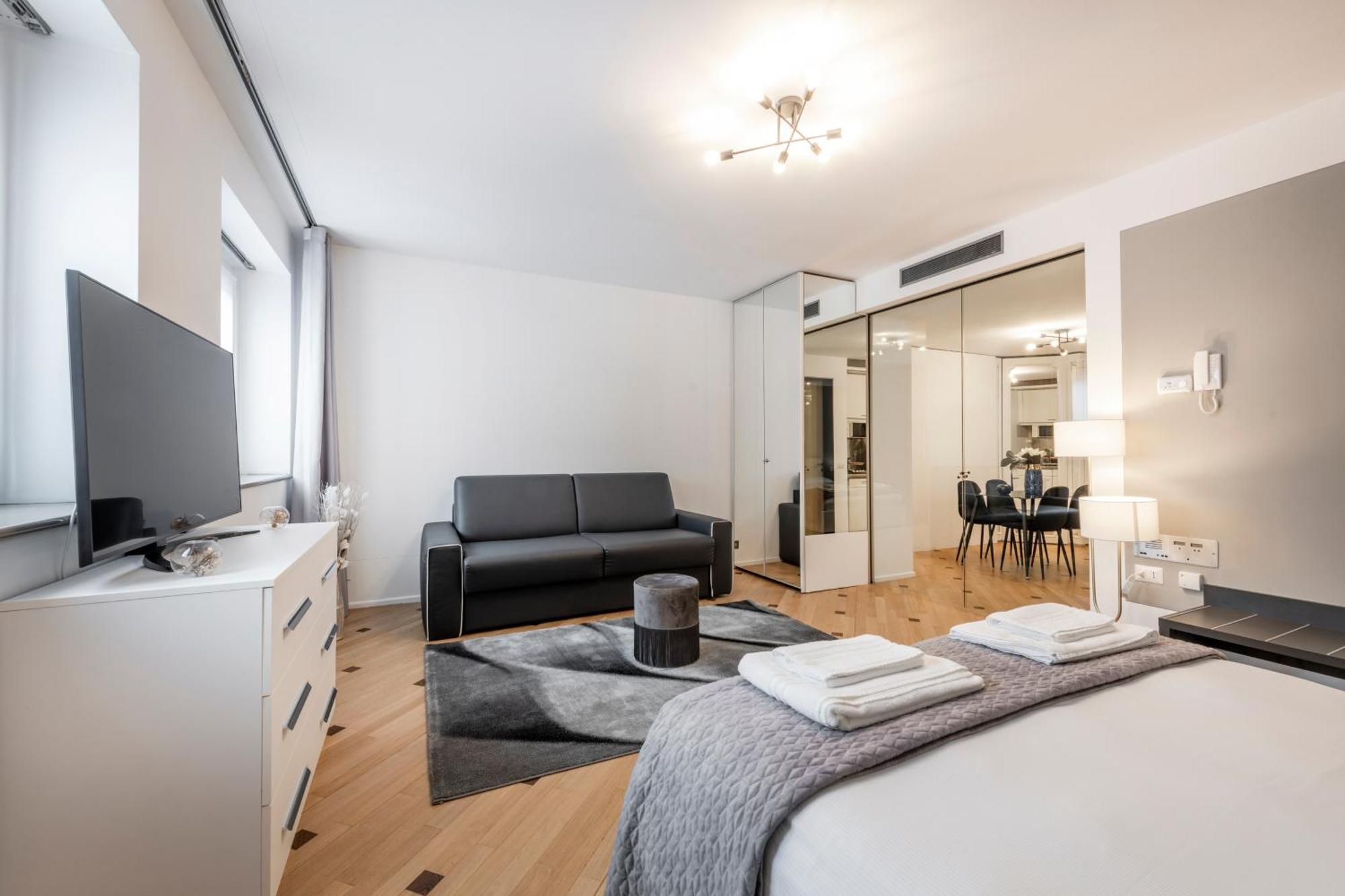 Milan Royal Suites - Centro Duomo מראה חיצוני תמונה